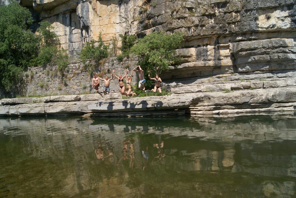 Camping Le Coin Charmant Chauzon Экстерьер фото